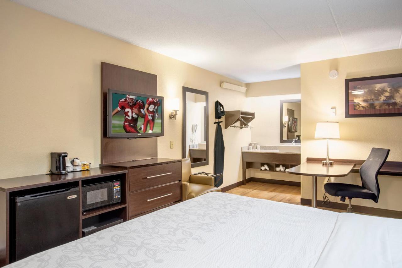 Red Roof Inn Plus+ Baltimore - Washington Dc/Bwi South Hanover Exterior photo