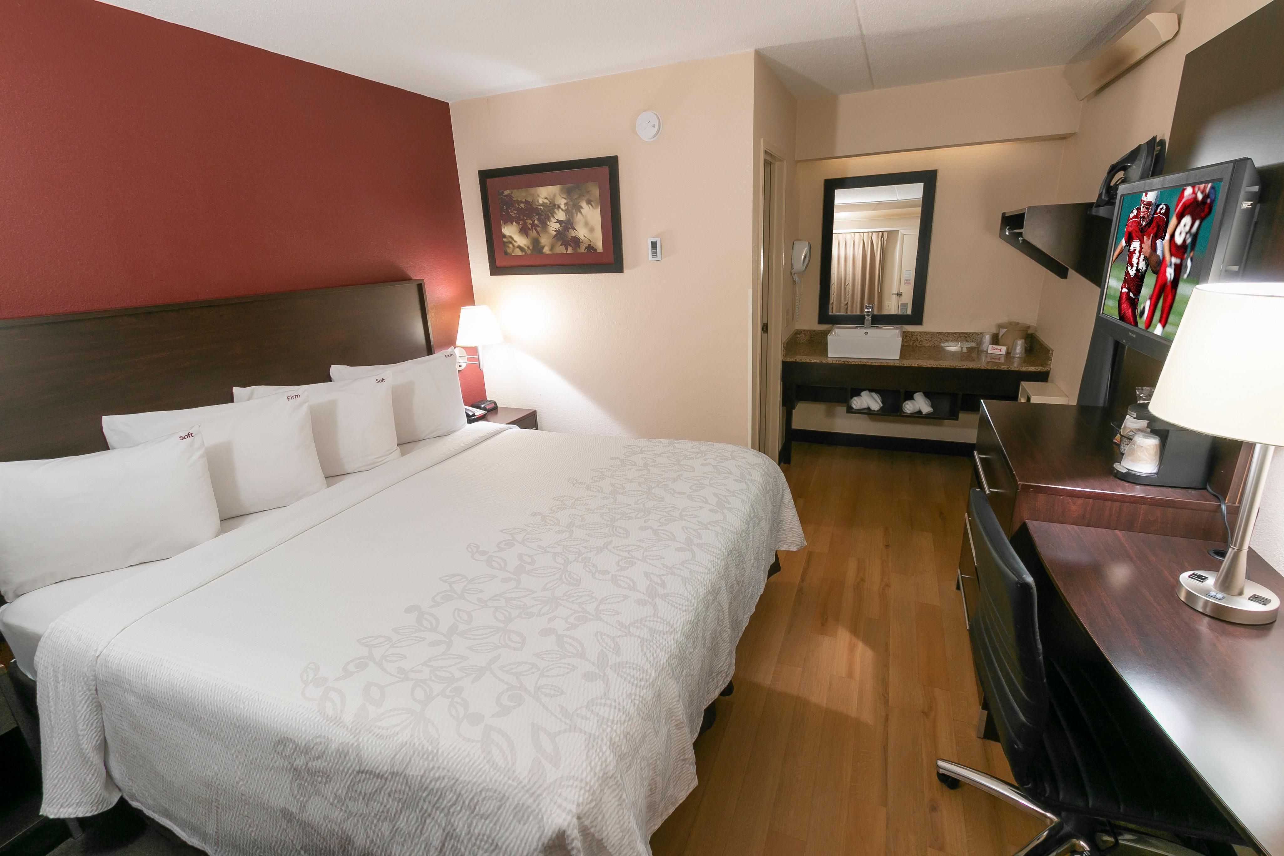 Red Roof Inn Plus+ Baltimore - Washington Dc/Bwi South Hanover Exterior photo