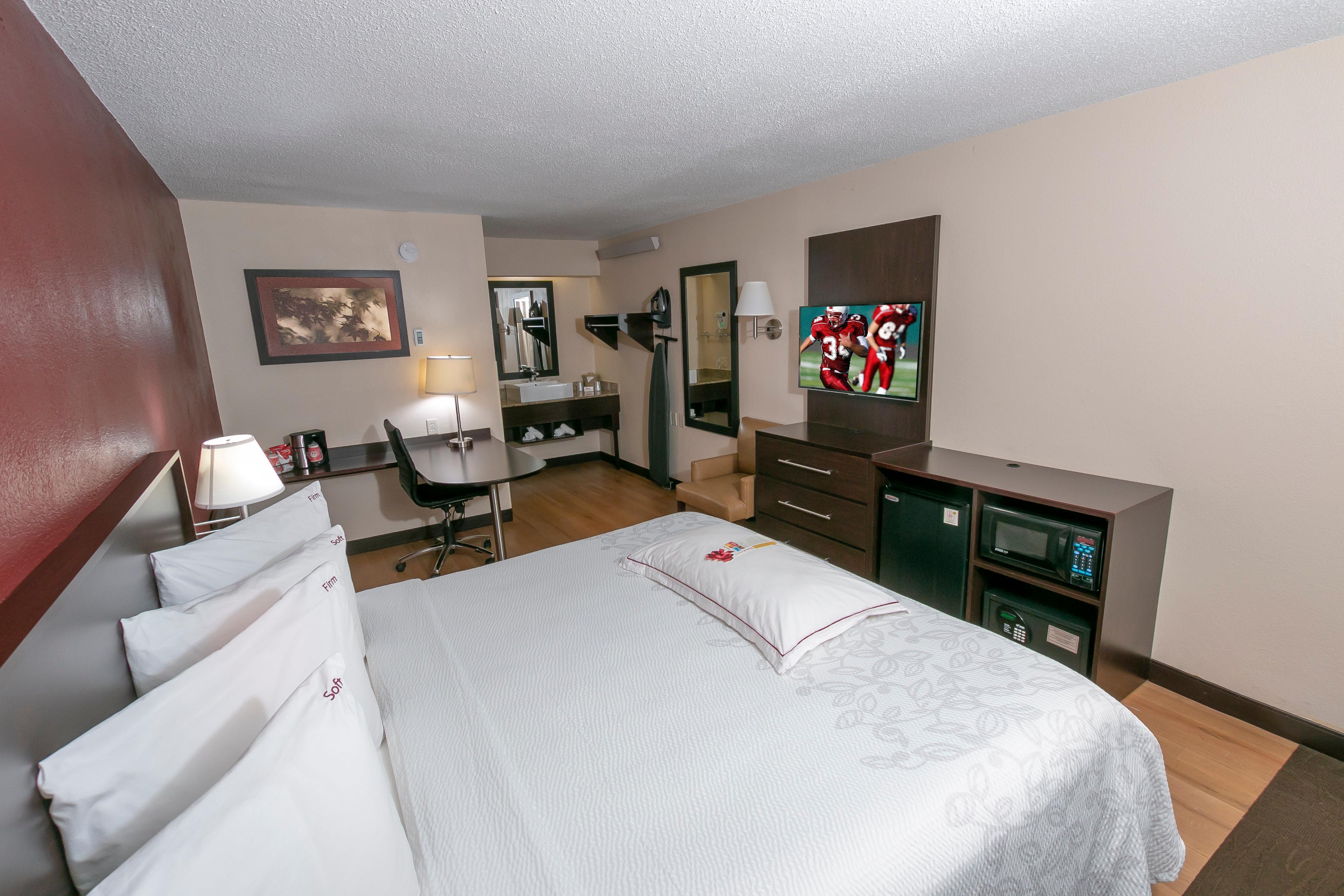 Red Roof Inn Plus+ Baltimore - Washington Dc/Bwi South Hanover Exterior photo